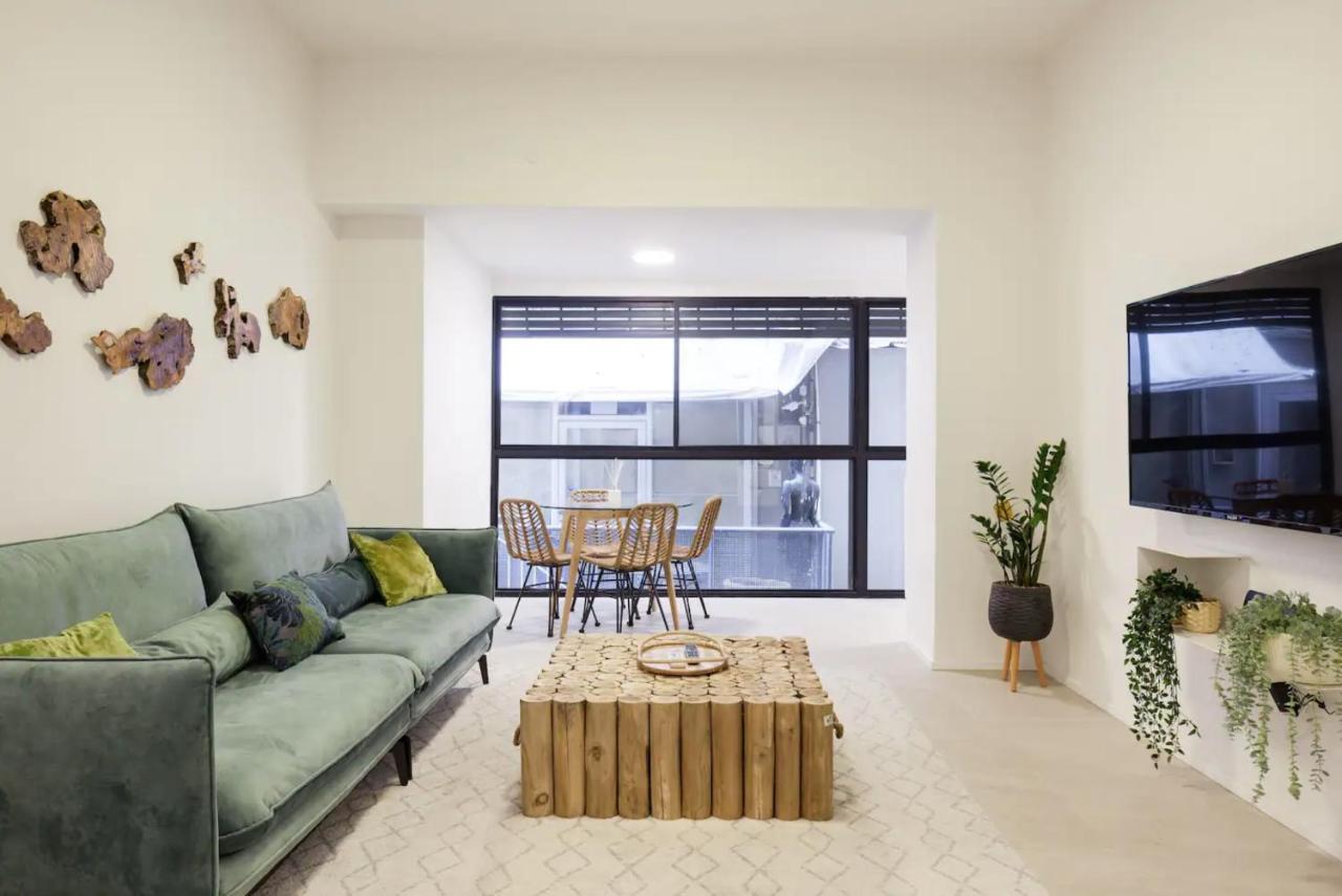 Renovated Large 3Rm Apartment 5 Min From The Beach Тел Авив Екстериор снимка
