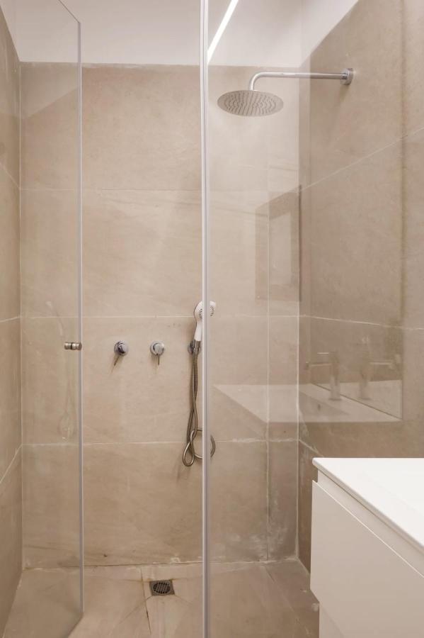Renovated Large 3Rm Apartment 5 Min From The Beach Тел Авив Екстериор снимка